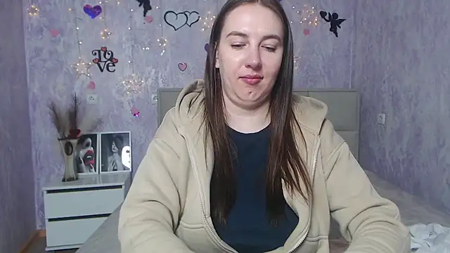 Snapshot of KaleyReed chatting on 02.26.25 KaleyReed online show from 02.26.25