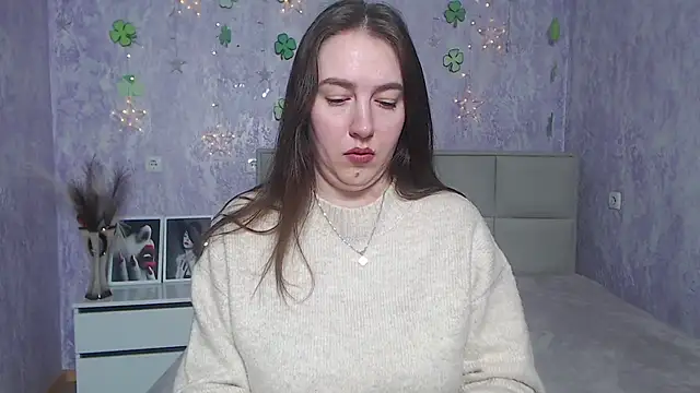 Snapshot of KaleyReed chatting on 03.18.25 KaleyReed online show from 03.18.25