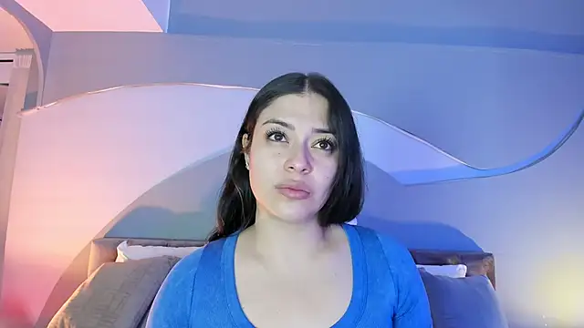 Nicolle W online show from 09.25.25