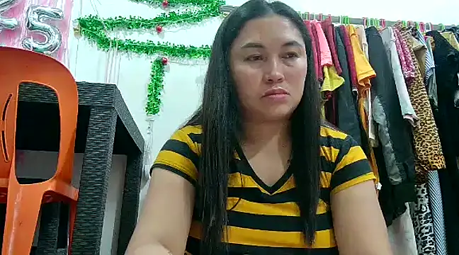 LalaiAsian online show from 01.06.25