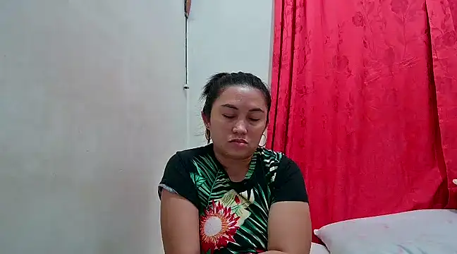 LalaiAsian online show from 02.14.25