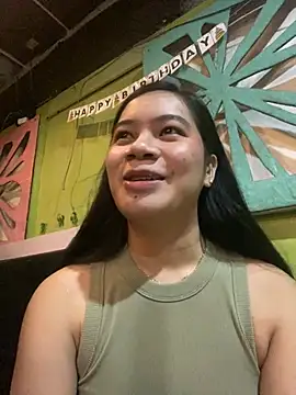 Snapshot of Hebefemme chatting on 03.16.25 Hebefemme online show from 03.16.25