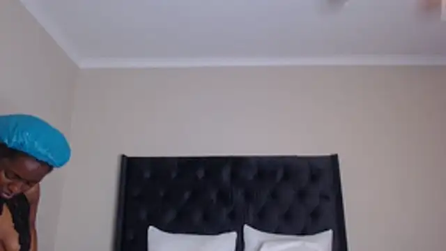 Sexynaughty Gal online show from 11.23.25