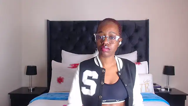 Sexynaughty Gal online show from 12.04.25