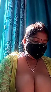 Snapshot of neha-bhabhi chatting on 02.08.25 neha-bhabhi online show from 02.08.25