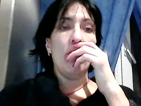 SunnyAmorre online show from 02.10.25