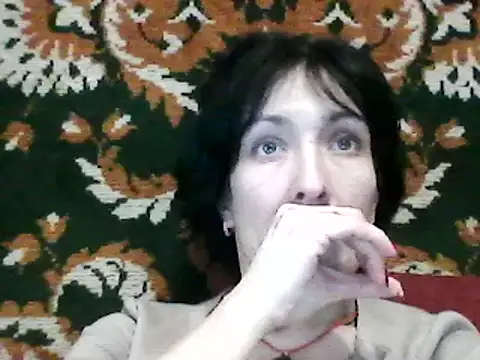SunnyAmorre online show from 02.12.25