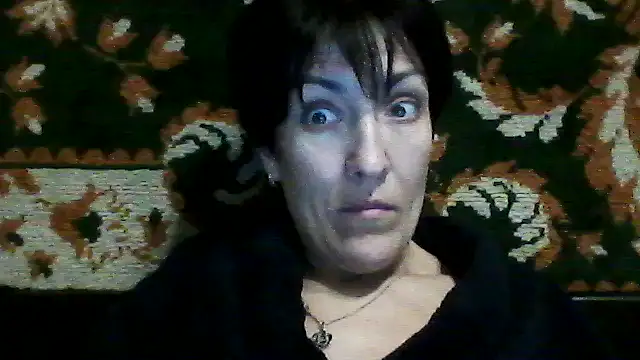 SunnyAmorre online show from 10.04.25