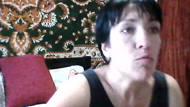 Snapshot of SunnyAmorre chatting on 06.14.26 SunnyAmorre online show from 06.14.26