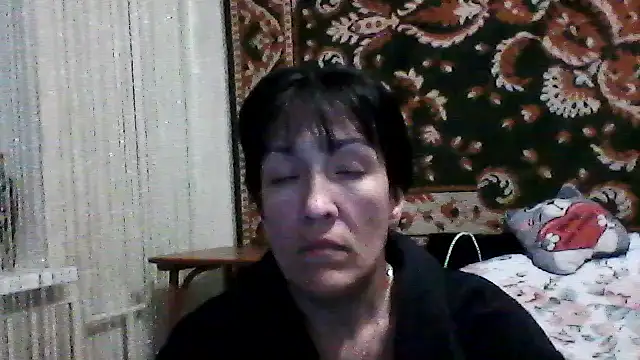 Snapshot of SunnyAmorre chatting on 06.14.26 SunnyAmorre online show from 06.14.26