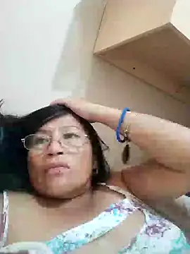 Snapshot of sizzling_babe chatting on 01.31.25 sizzling babe online show from 01.31.25