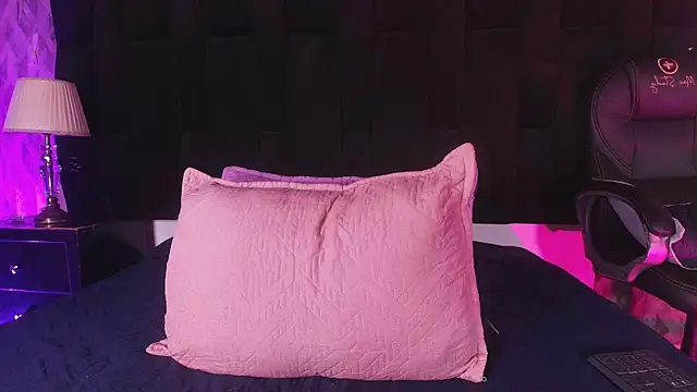 shelsyloreds online show from 10.02.25