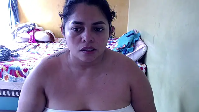 yulieth bbw online show from 11.25.25