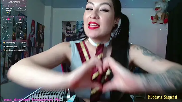 Snapshot of hannasky_ chatting on 03.08.25 hannasky online show from 03.08.25