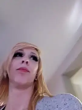 AmethystFoxx online show from 02.27.25