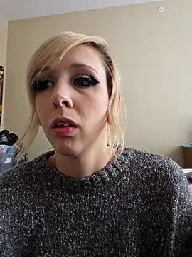 AmethystFoxx online show from 05.06.26