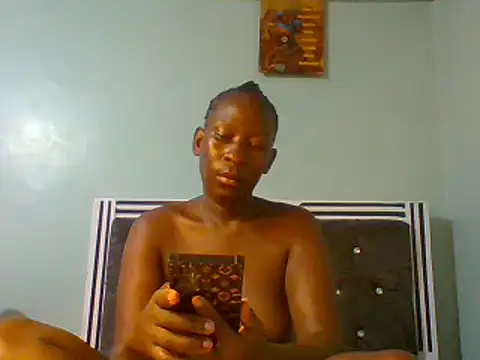 blackcuteebony online show from 02.12.25
