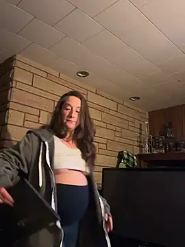 Mini And The Bear online show from 02.25.26