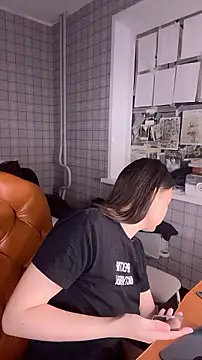 NinaVI online show from 01.05.26