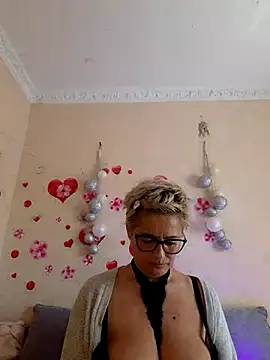 BellaBellaHot online show from 10.05.25