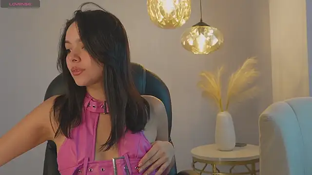 NaomiSainz online show from 01.20.25