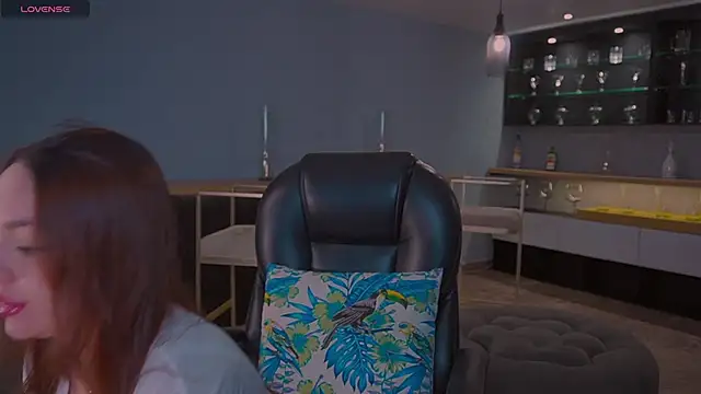 NaomiSainz online show from 10.09.25