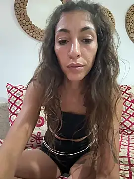 Snapshot of amanilouve chatting on 09.09.25 amanilouve online show from 09.09.25