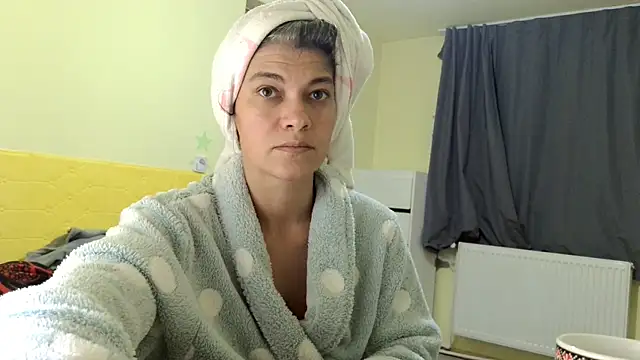 Snapshot of MercyLove chatting on 10.10.25 MercyLove online show from 10.10.25