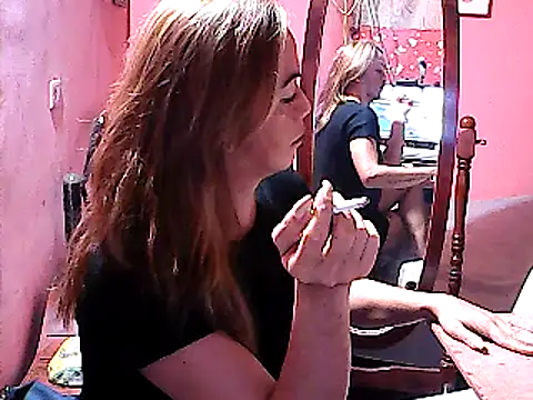 Snapshot of yummy_21xxx chatting on 12.23.24 yummy 21xxx online show from 12.23.24