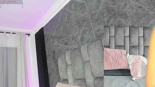 Snapshot of emily_fox1 chatting on 10.08.25 emily fox1 online show from 10.08.25