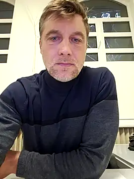 Snapshot of sparrow4791 chatting on 12.10.24 sparrow4791 online show from 12.10.24