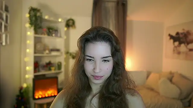 Snapshot of Abella_Danger_X chatting on 12.28.24 Abella Danger X online show from 12.28.24