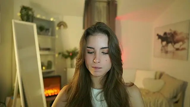 Snapshot of Abella_Danger_X chatting on 10.21.25 Abella Danger X online show from 10.21.25