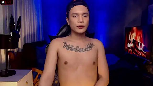 Snapshot of xjakolitox chatting on 10.18.25 xjakolitox online show from 10.18.25