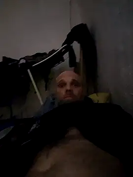 Snapshot of Ladyshaker82 chatting on 02.26.25 Ladyshaker82 online show from 02.26.25