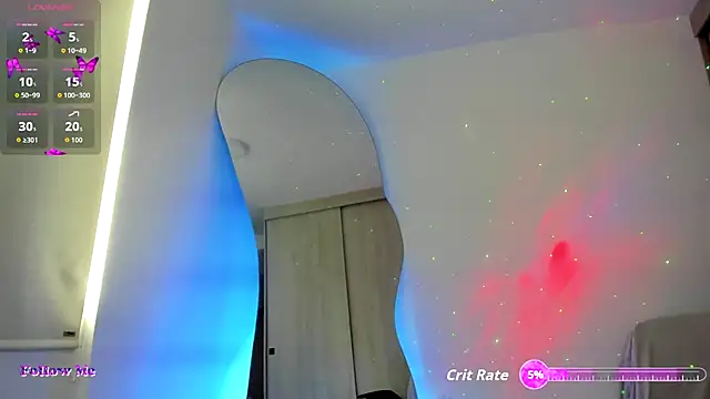 Snapshot of SussiVega chatting on 10.12.25 SussiVega online show from 10.12.25