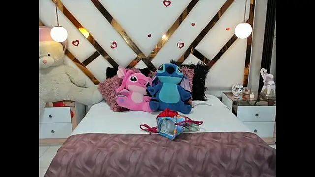 Snapshot of lady_Ary_xx chatting on 09.26.25 lady Ary xx online show from 09.26.25