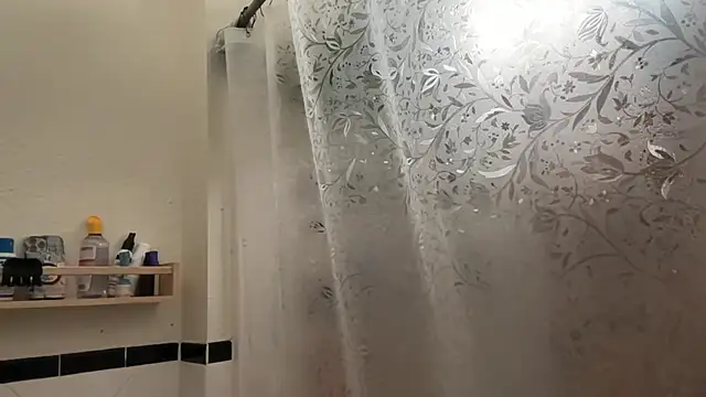 dreamyriri online show from 03.04.26