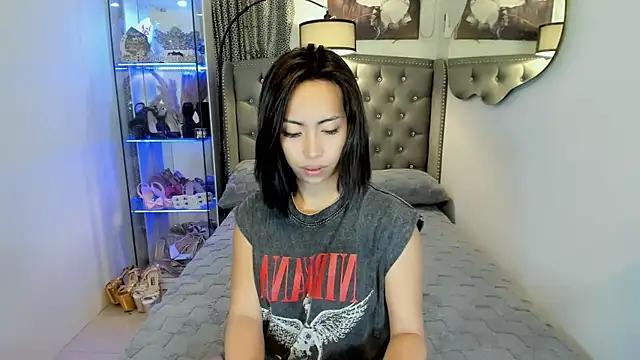 reighnempress online show from 10.09.25