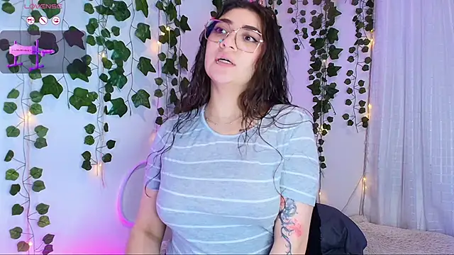 Samii Evans online show from 10.10.25