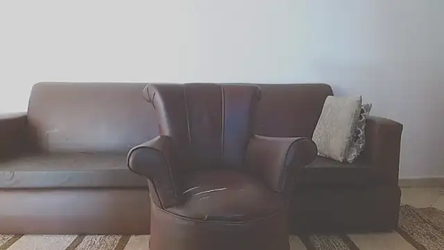 Linda1975 online show from 02.10.25