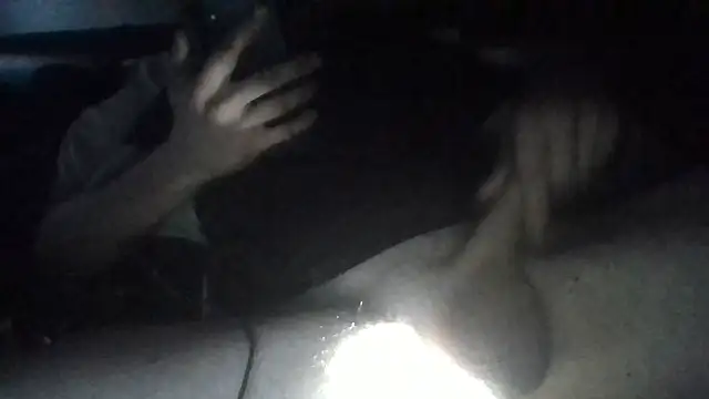 Snapshot of Wyley@xh chatting on 10.13.25 Wyleyxh online show from 10.13.25