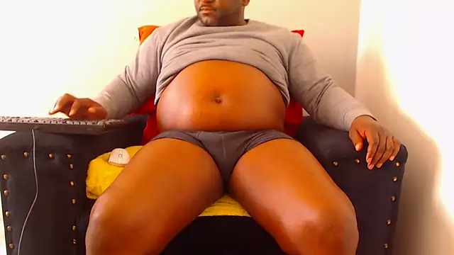 Snapshot of zuluboyxx chatting on 07.23.26 zuluboyxx online show from 07.23.26
