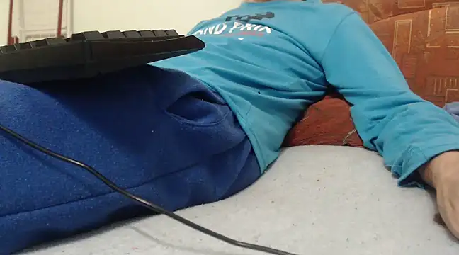 Snapshot of VASKOS178 chatting on 01.14.25 VASKOS178 online show from 01.14.25