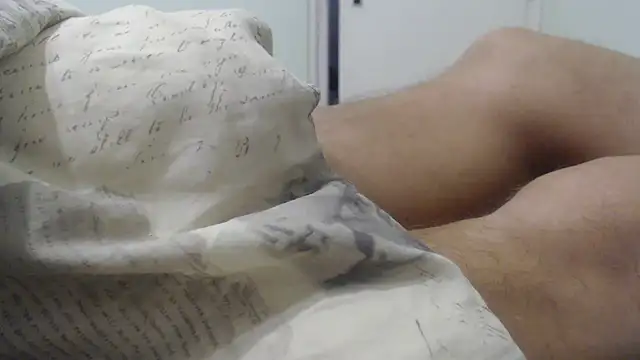 Snapshot of VASKOS178 chatting on 10.26.25 VASKOS178 online show from 10.26.25