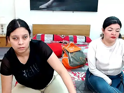 MaloryAndLuna online show from 10.20.25