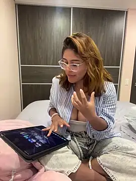 Snapshot of Juliana_News chatting on 01.08.25 Juliana News online show from 01.08.25