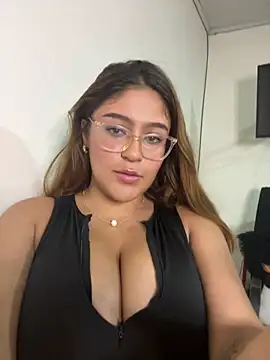 Snapshot of Juliana_News chatting on 01.28.25 Juliana News online show from 01.28.25