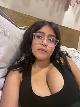 Snapshot of Juliana_News chatting on 03.07.25 Juliana News online show from 03.07.25