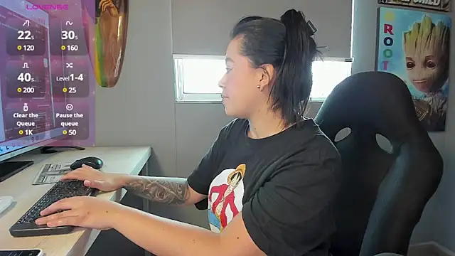 AddisonStone online show from 03.19.25